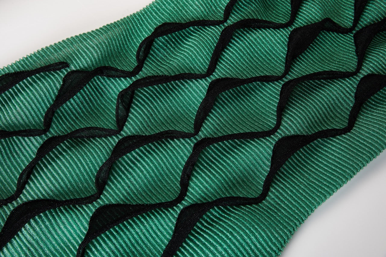 MIAOYAN25 Spring and Summer Green Knitted Three-Dimensional Twisted Flower Pleated Slanted Tail Dress